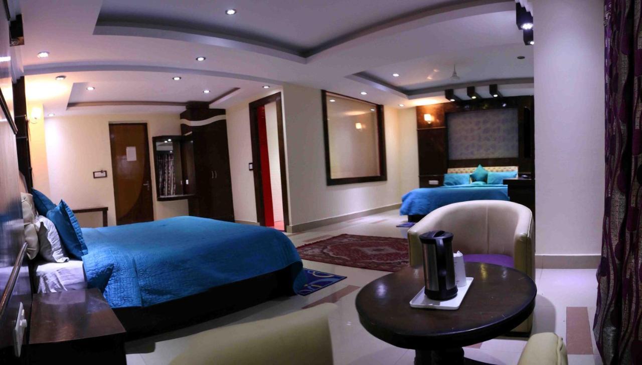Hotel Raj Mandir Haridwar Ngoại thất bức ảnh
