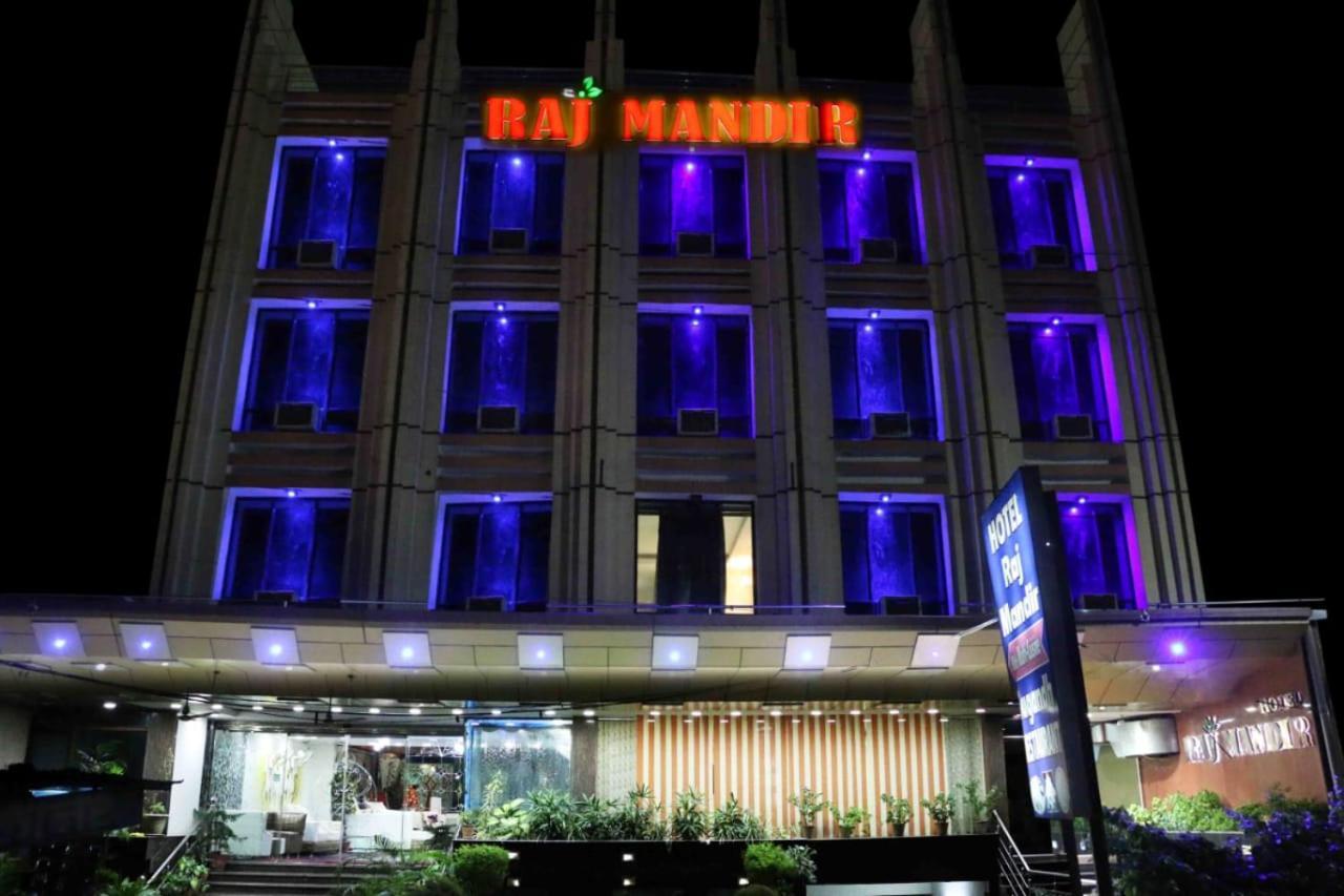 Hotel Raj Mandir Haridwar Ngoại thất bức ảnh