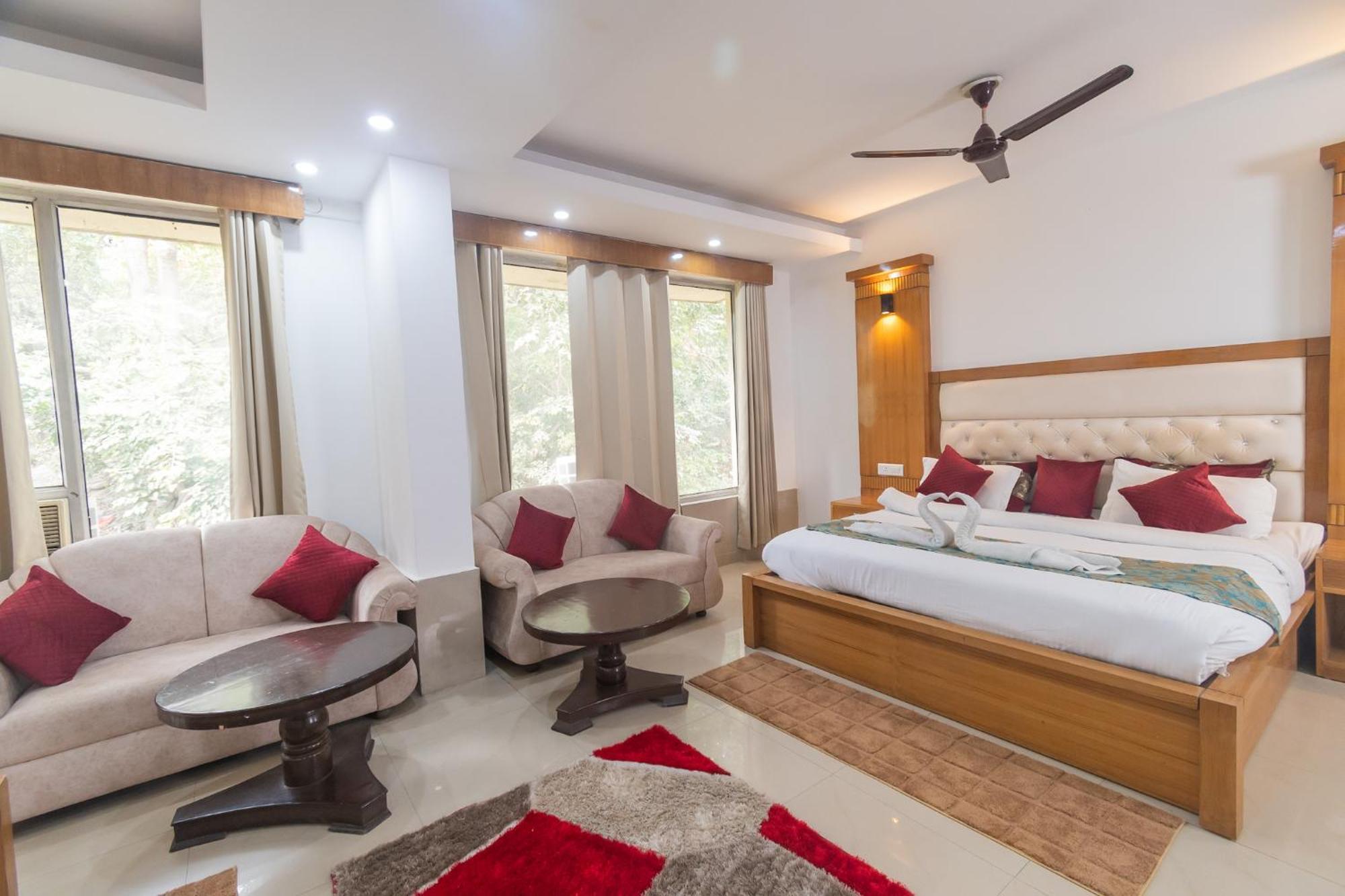Hotel Raj Mandir Haridwar Ngoại thất bức ảnh