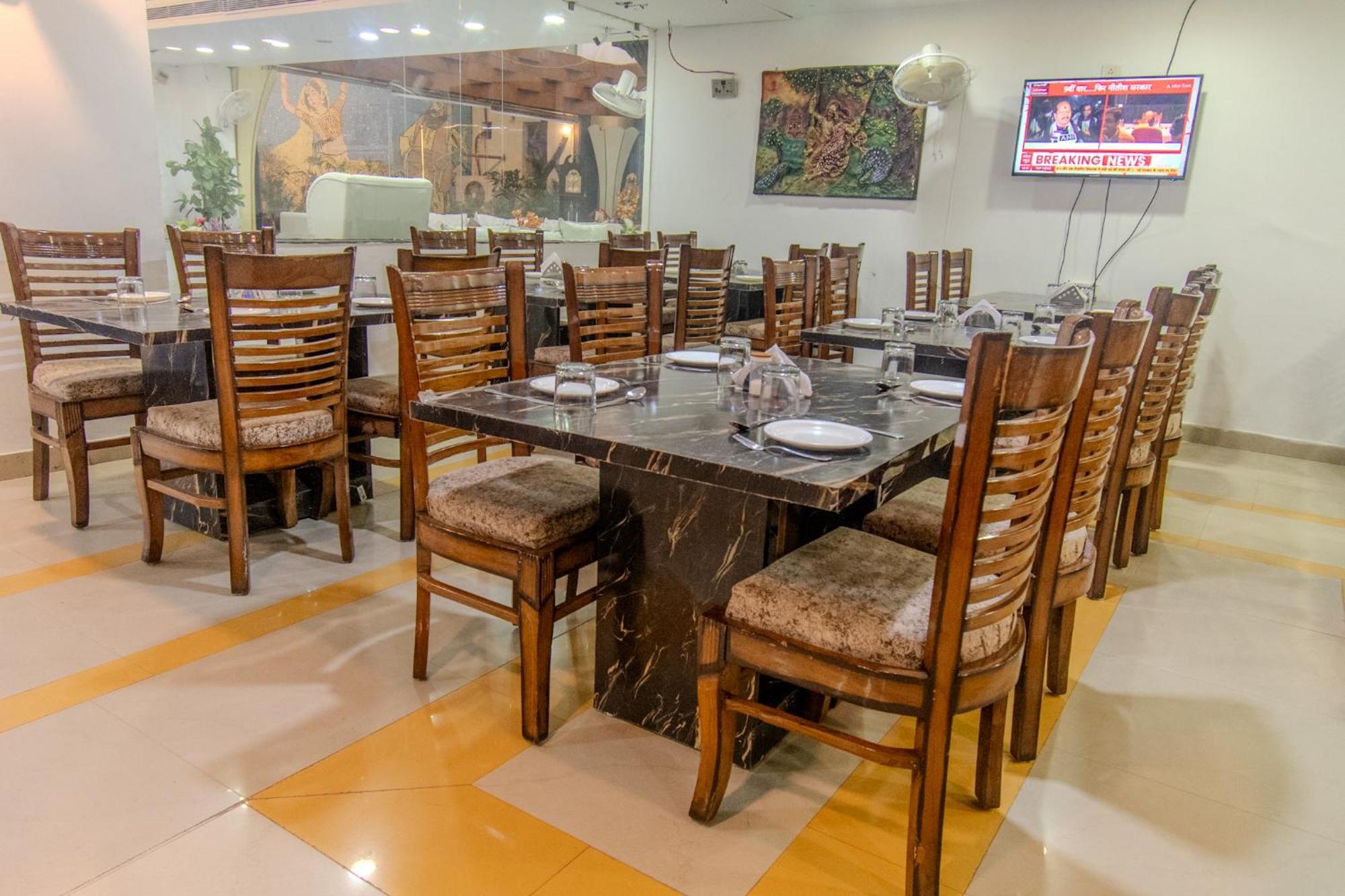 Hotel Raj Mandir Haridwar Ngoại thất bức ảnh
