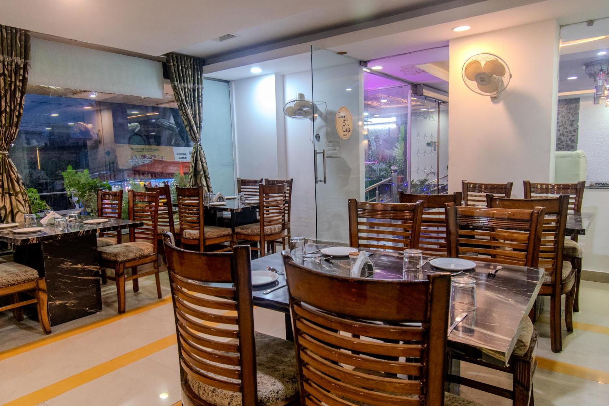 Hotel Raj Mandir Haridwar Ngoại thất bức ảnh