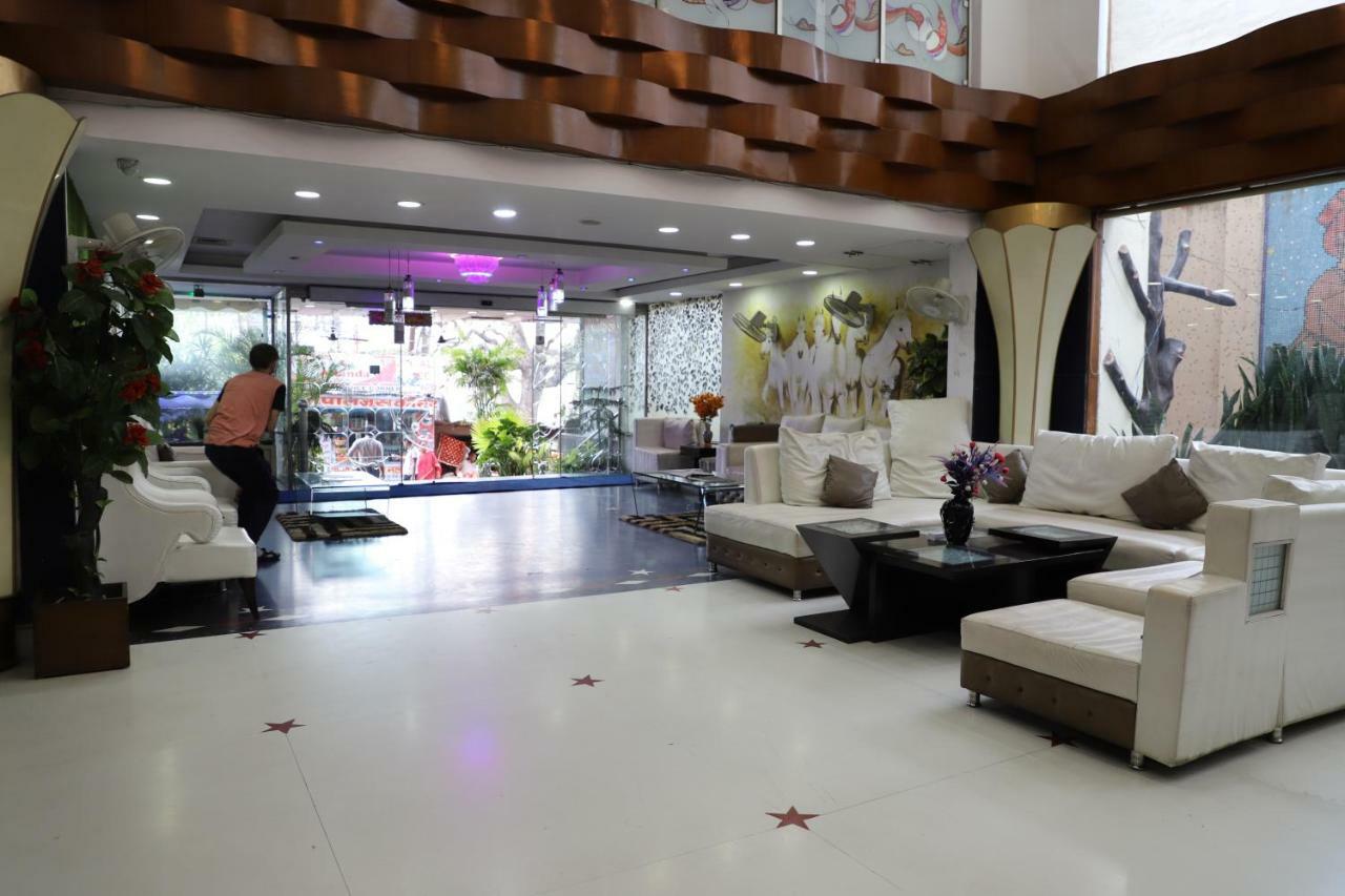 Hotel Raj Mandir Haridwar Ngoại thất bức ảnh